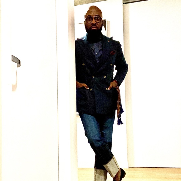 Meet your Posher, Dan - Picture 1 of 2